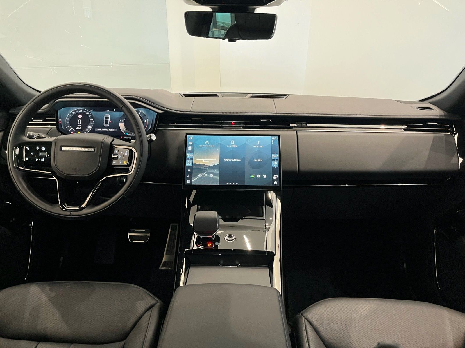 Fahrzeugabbildung Land Rover Range Rover Sport  D300 Dyn.HSE AHK & Black Pack