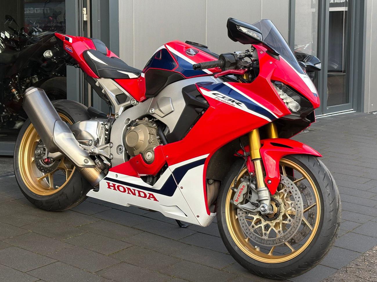 Honda CBR 1000 RR SP1 SC77 *Top Zustand,Service Neu*