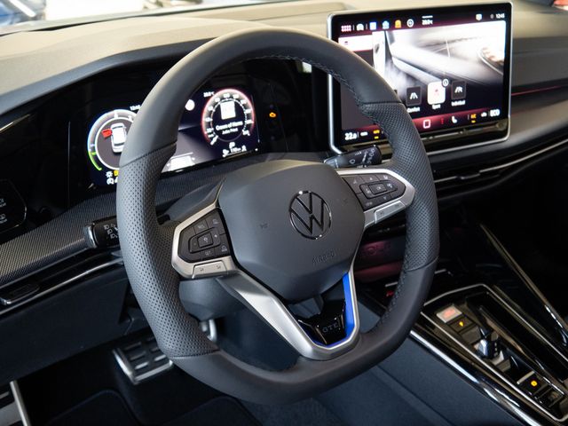 Golf VIII 1.5 eHybrid GTE ACC MATRIX-LED 360°