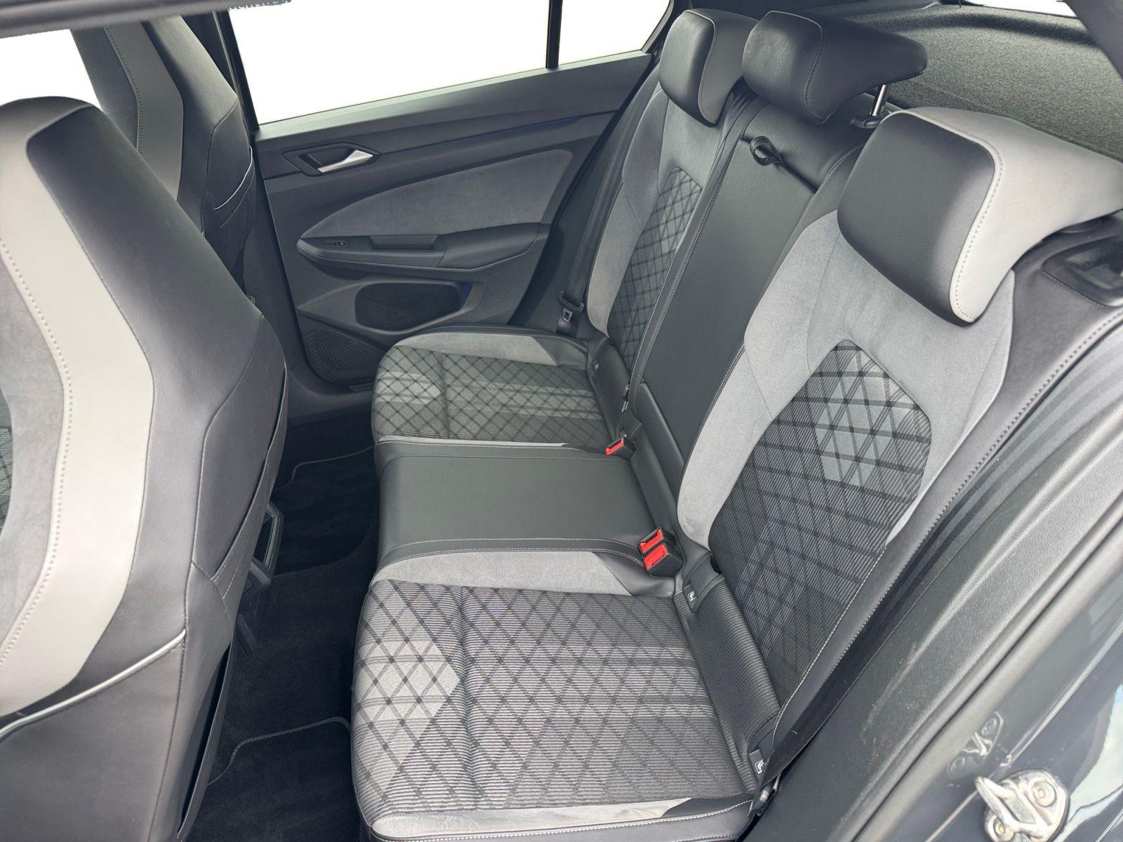 Volkswagen Golf VIII R-Line 1.5 eTSI DSG, ACC/NAVI/LED/17"/, миниатюра 9