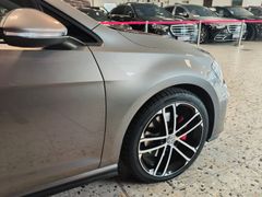 Fahrzeugabbildung Volkswagen Golf VII Lim. GTD BMT (SOUND/BI-XENON/DCC/