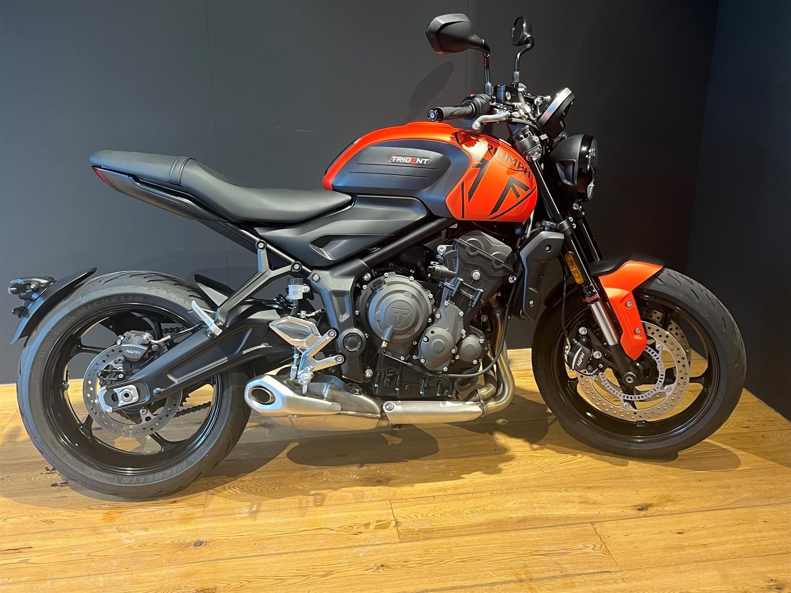 Triumph Trident 660 1.Hand / Service neu / A2 tauglich