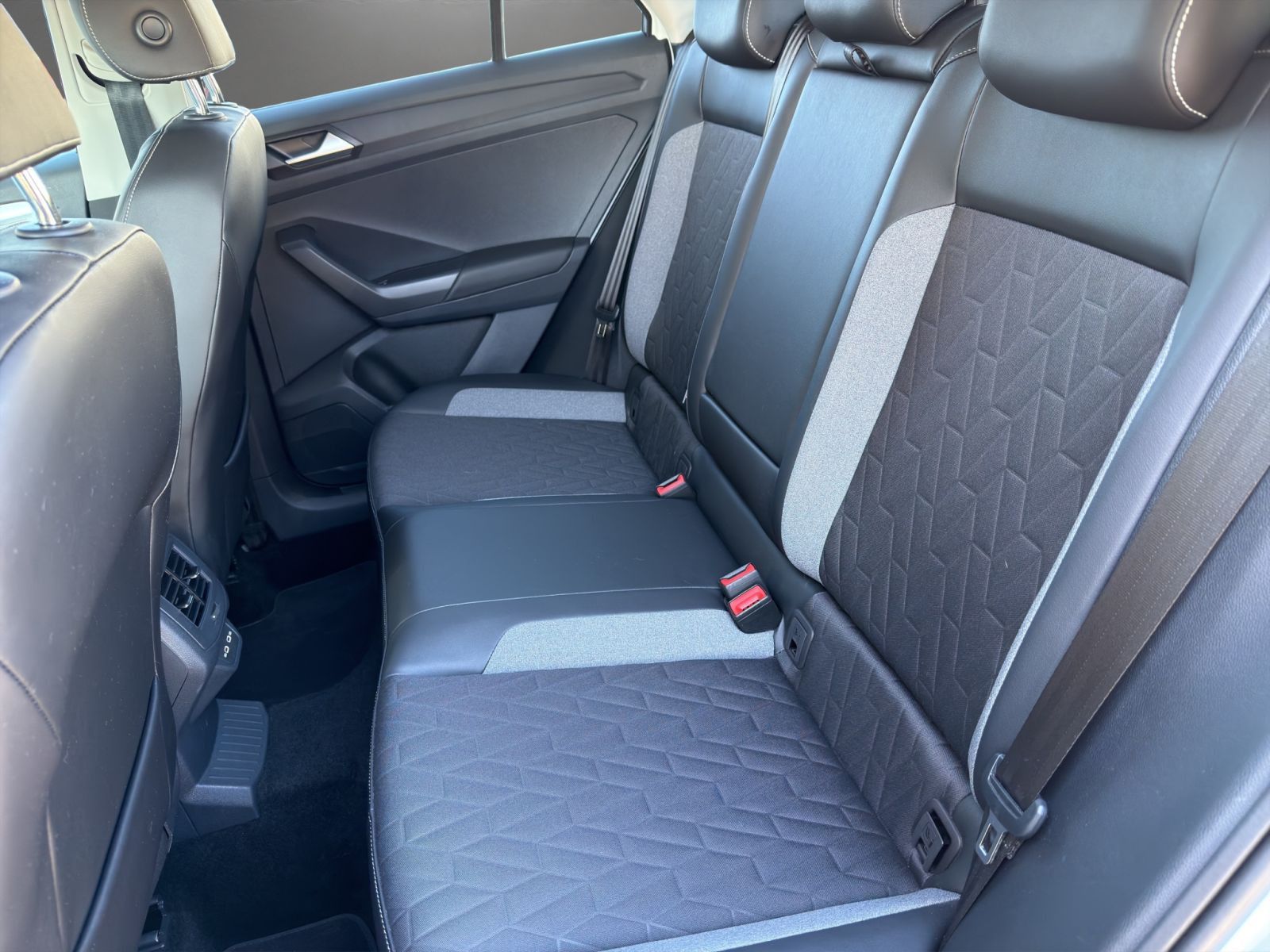 Volkswagen T-Roc - Bild 10