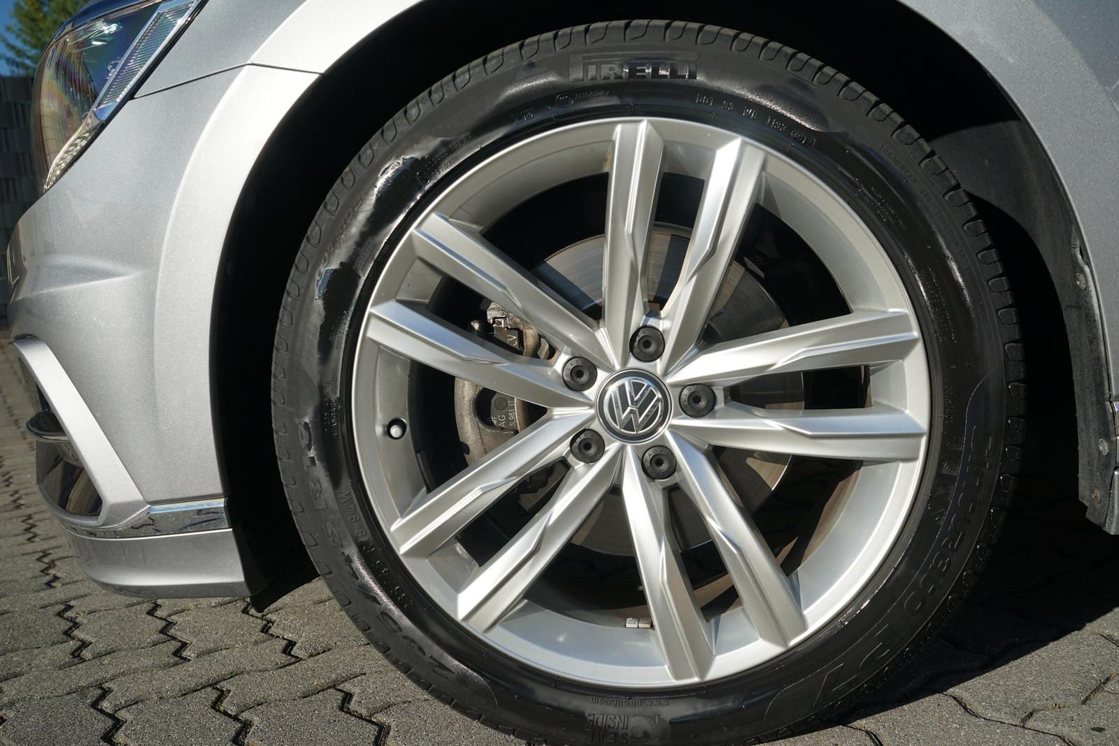Volkswagen Passat Variant 1.8 TSI DSG R-Line LED Navi ACC
