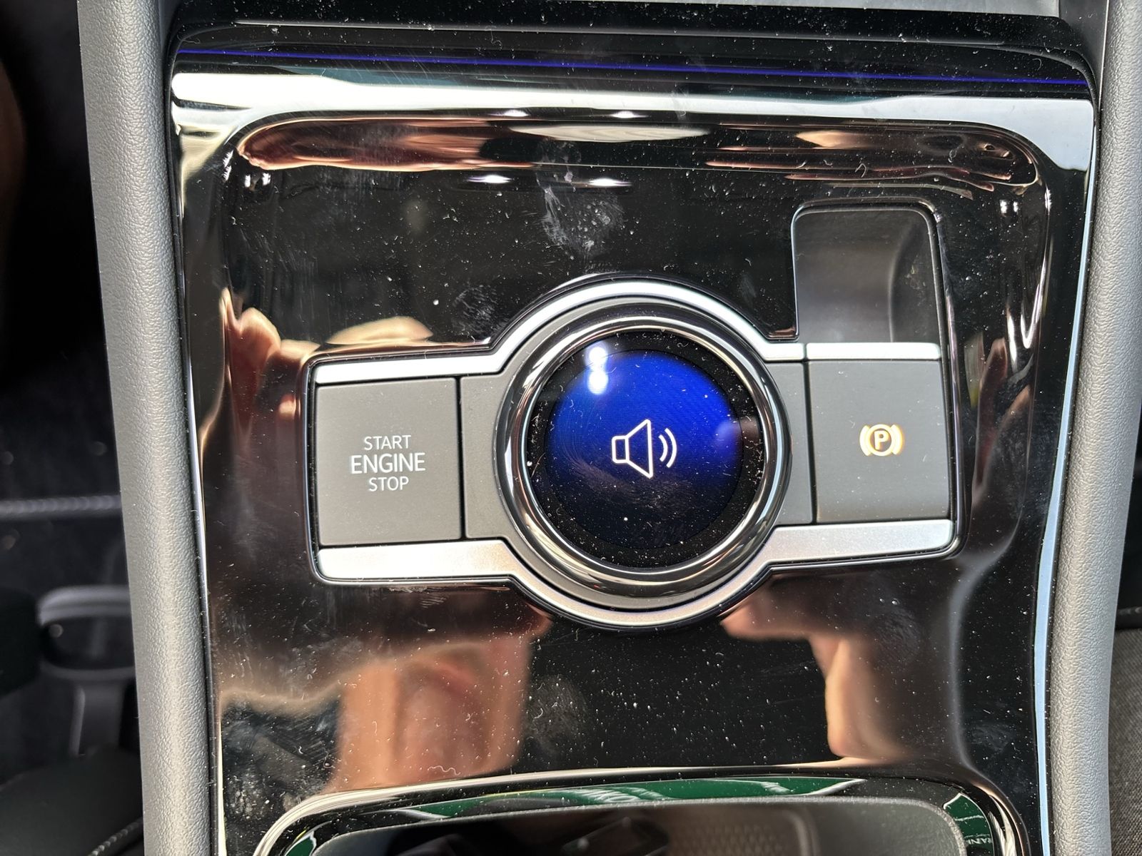 Tayron 2.0 TDI R-Line 4M, AHK, IQ Light, BlackSt