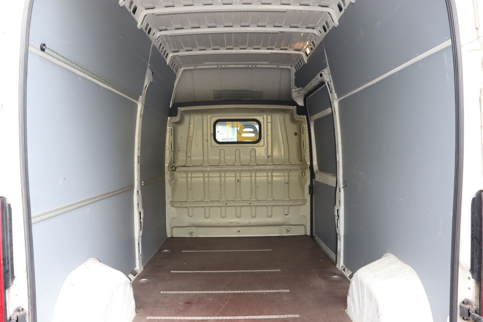Fahrzeugabbildung Citroën Jumper 35 L3H3 Profi Heavy Hoch LANG Maxi