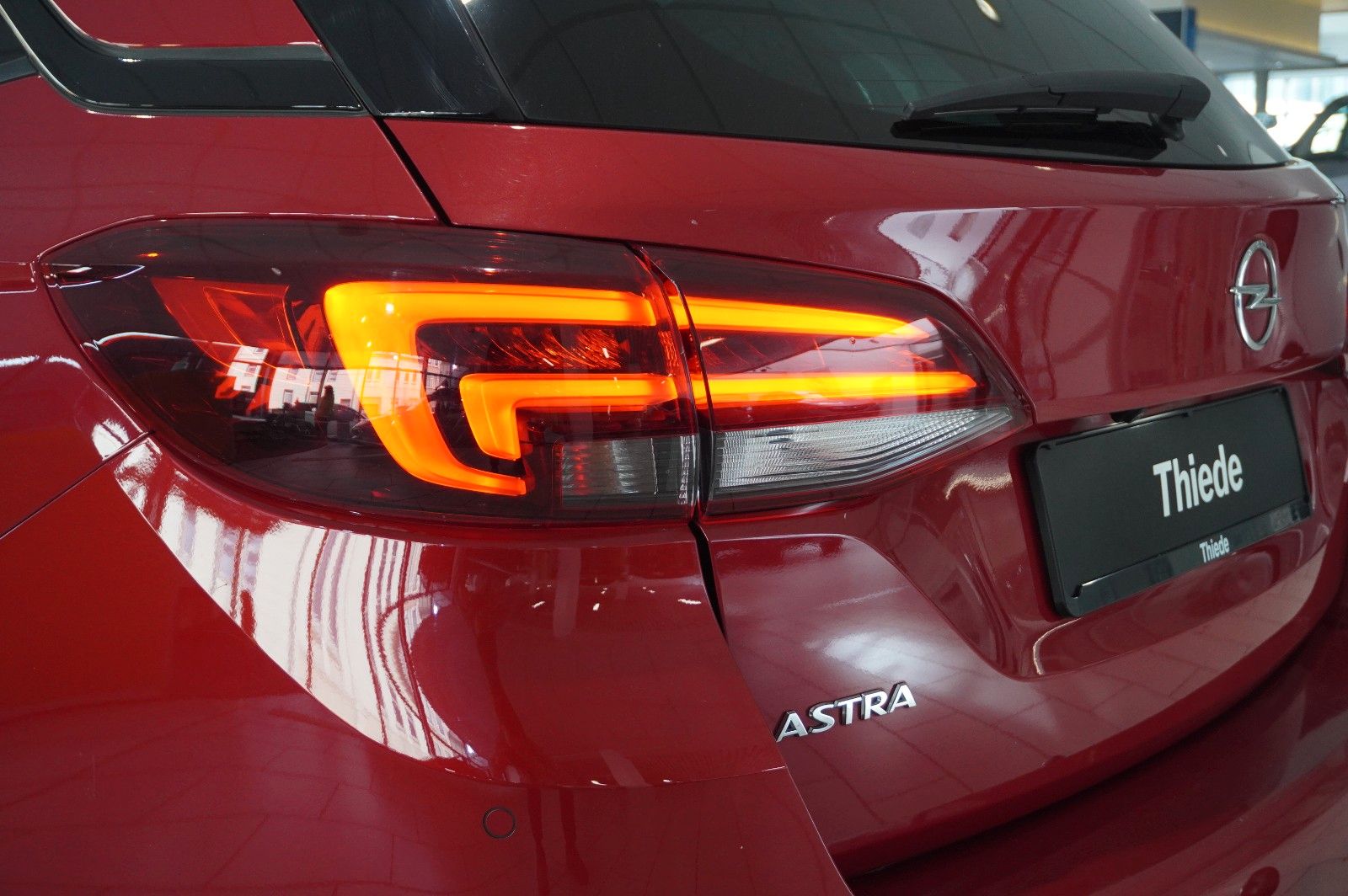 Fahrzeugabbildung Opel Astra K ST 1.5D ULTIMATE NAVI/SH/KAMERA/BOSE/AHK