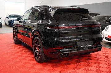 Porsche Cayenne - 10