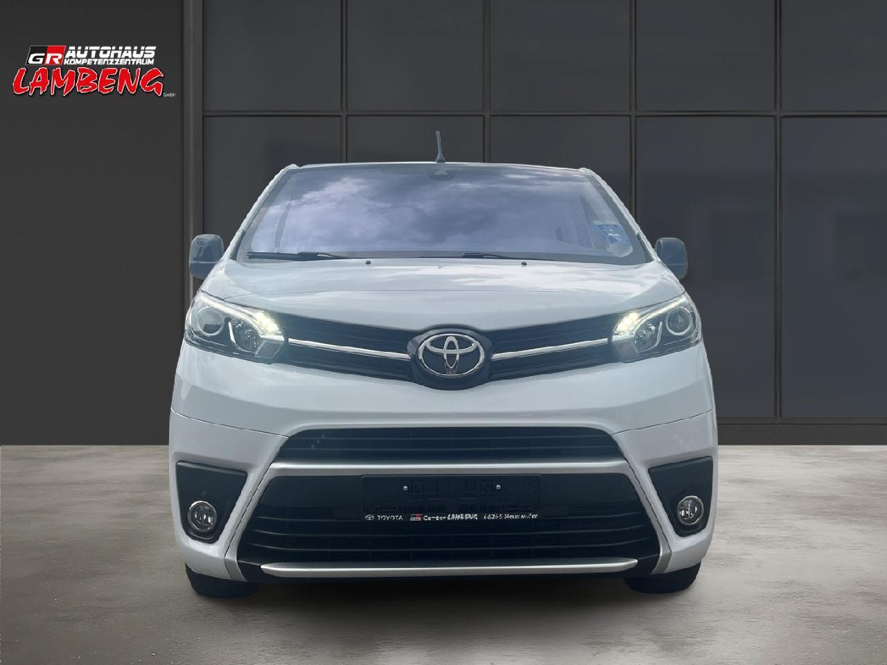 Toyota Proace Verso L2 Team Deutschland