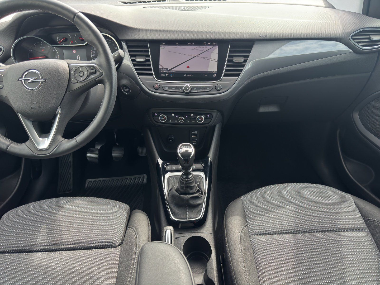 Fahrzeugabbildung Opel Crossland 1.2 Turbo Elegance 360°/GRA/NAVI/LED/