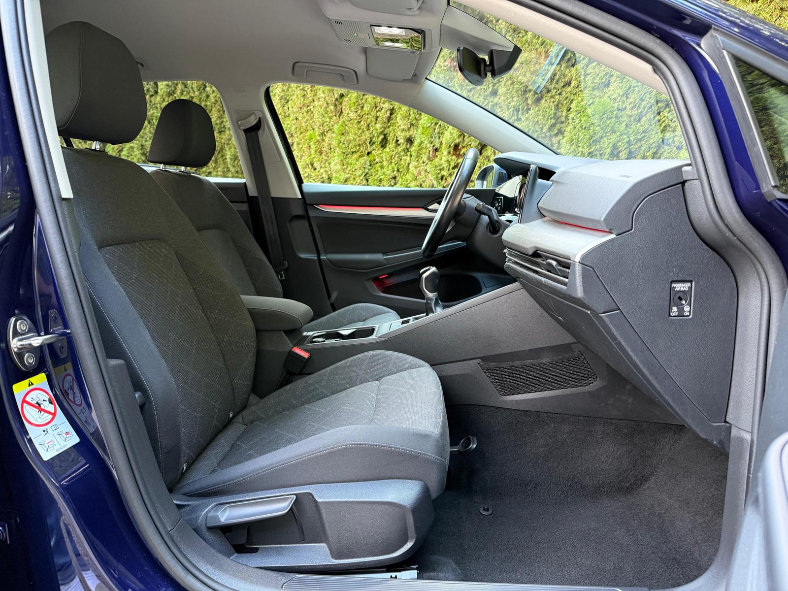 Volkswagen Golf 8 2.0TDI Life LED+NAV+SHZ+KAM+ACC+AMBI+CARP, миниатюра 11
