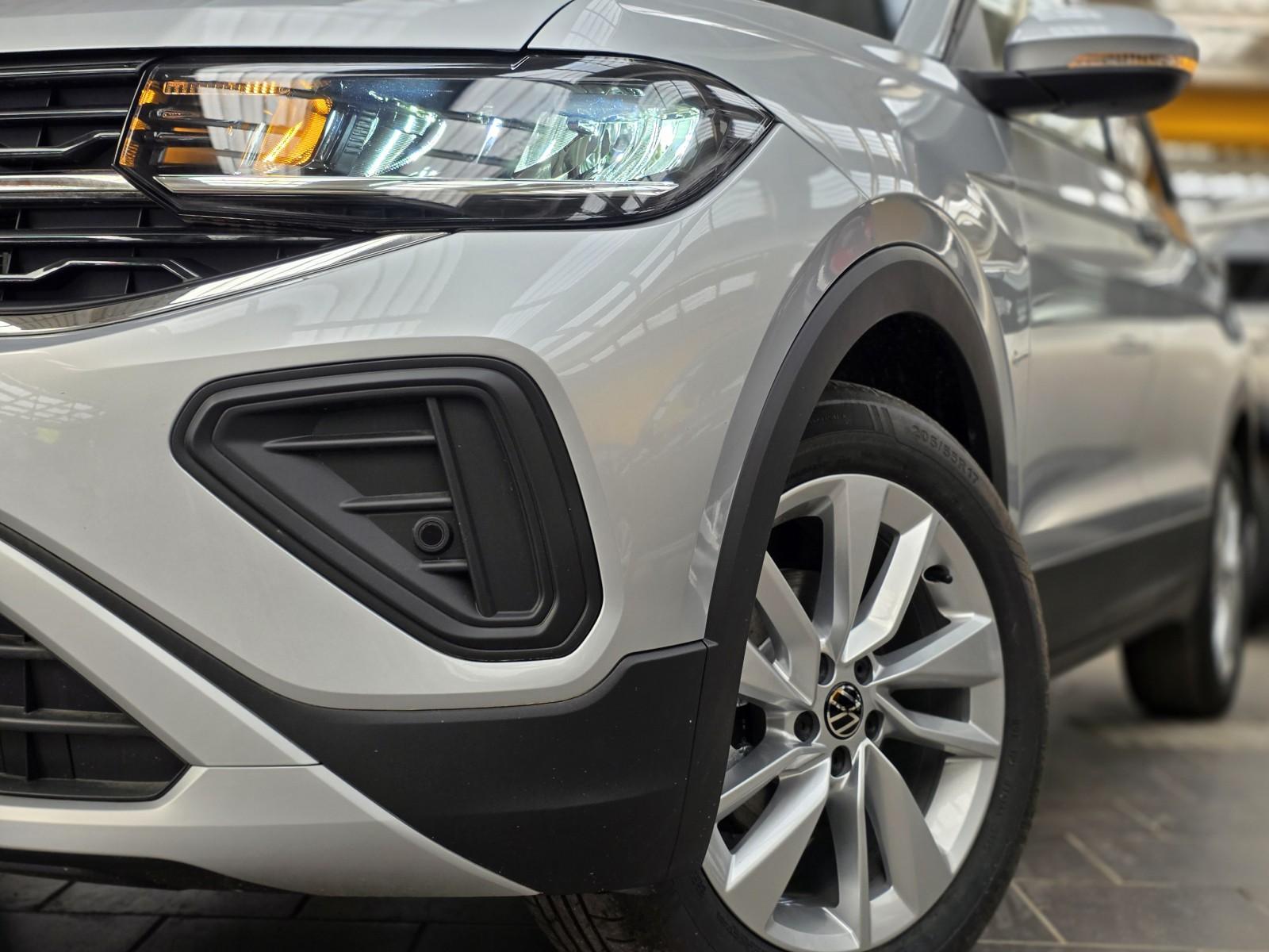 Volkswagen T-Cross 1,0 TSI IQ Drive ACC Keyless 17"Alu ...
