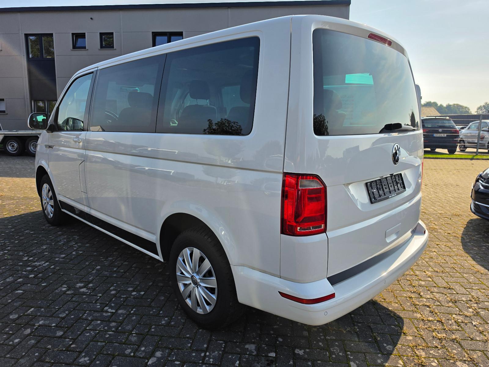 VOLKSWAGEN T6 MULTIVAN 2.0 TDI 150CH - BVA - 5 PLACES - CHAUFFAGE AUXILIAIRE - CARNET D'ENTRETIEN DISPONIBLE - 180.824 KMS