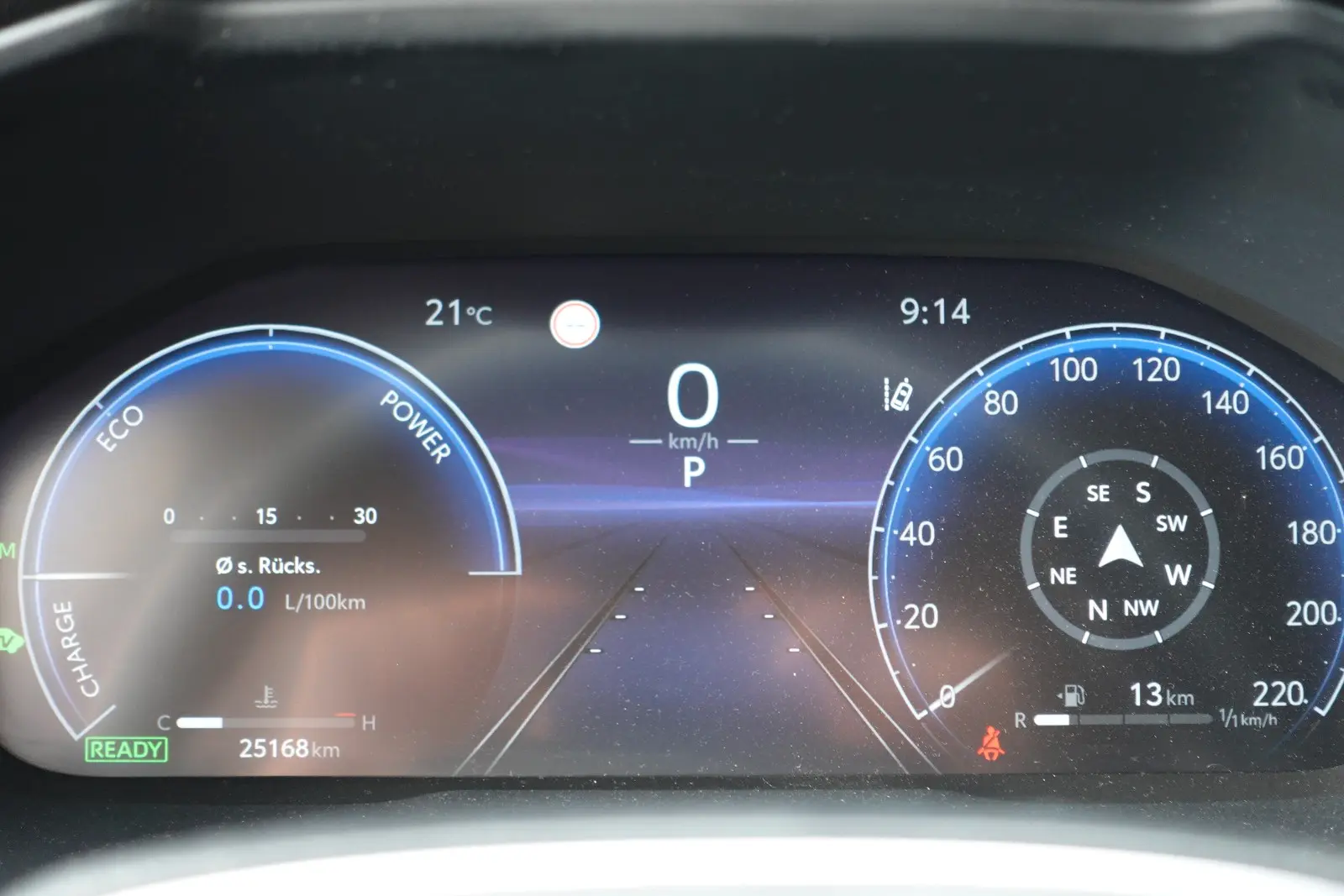 Toyota RAV 4 2.5 Hybrid Lounge Allrad 5J Garantie