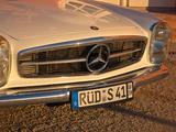Mercedes-Benz SL 230 - Mercedes-Benz SL aus dem Jahr 1965