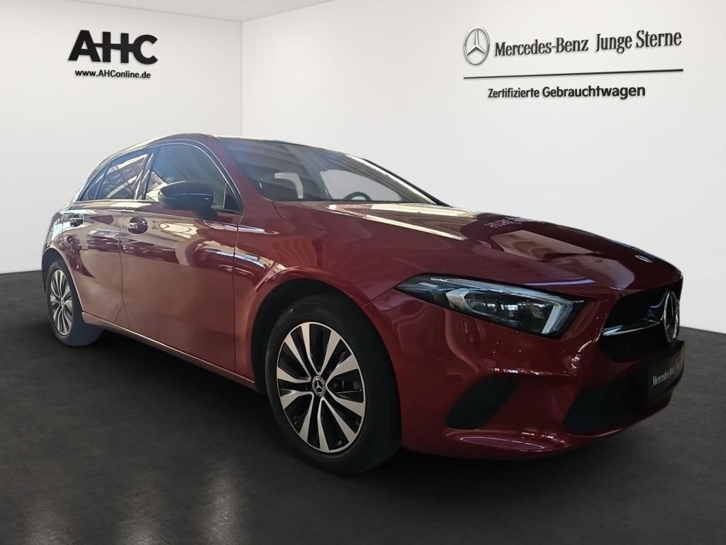 Fahrzeugabbildung Mercedes-Benz A 250 e Progressive Night ACC Pano LED SHZ Memo