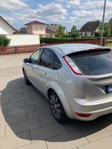 Ford Focus 1,8 Silver Magic Silver Magic unfallfrei  - gebrauchte Ford Focus aus dem Jahr 2010