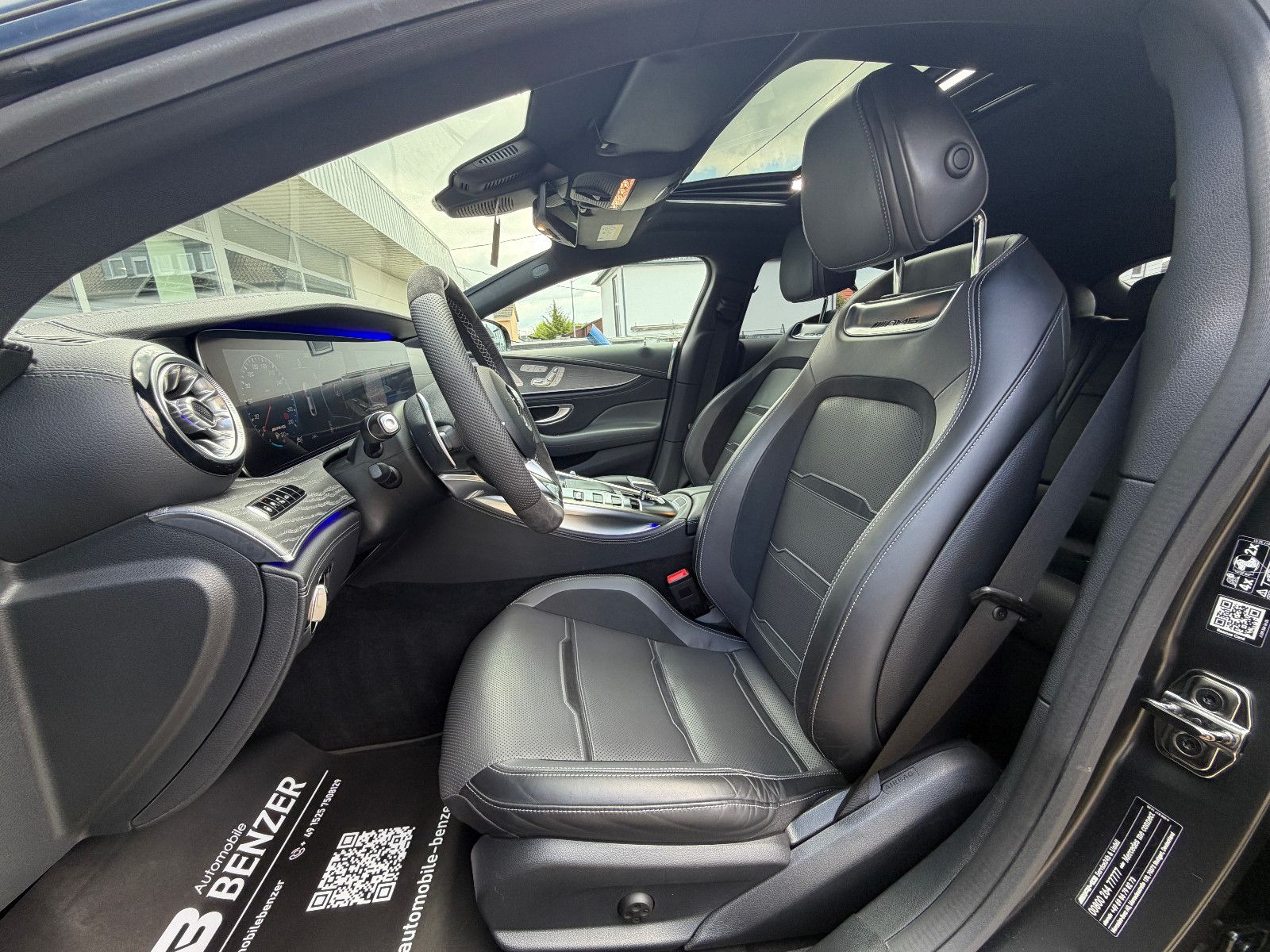 Fahrzeugabbildung Mercedes-Benz AMG GT 4 /43 4Matic+/AERO/V-8STYLING/360KAM/