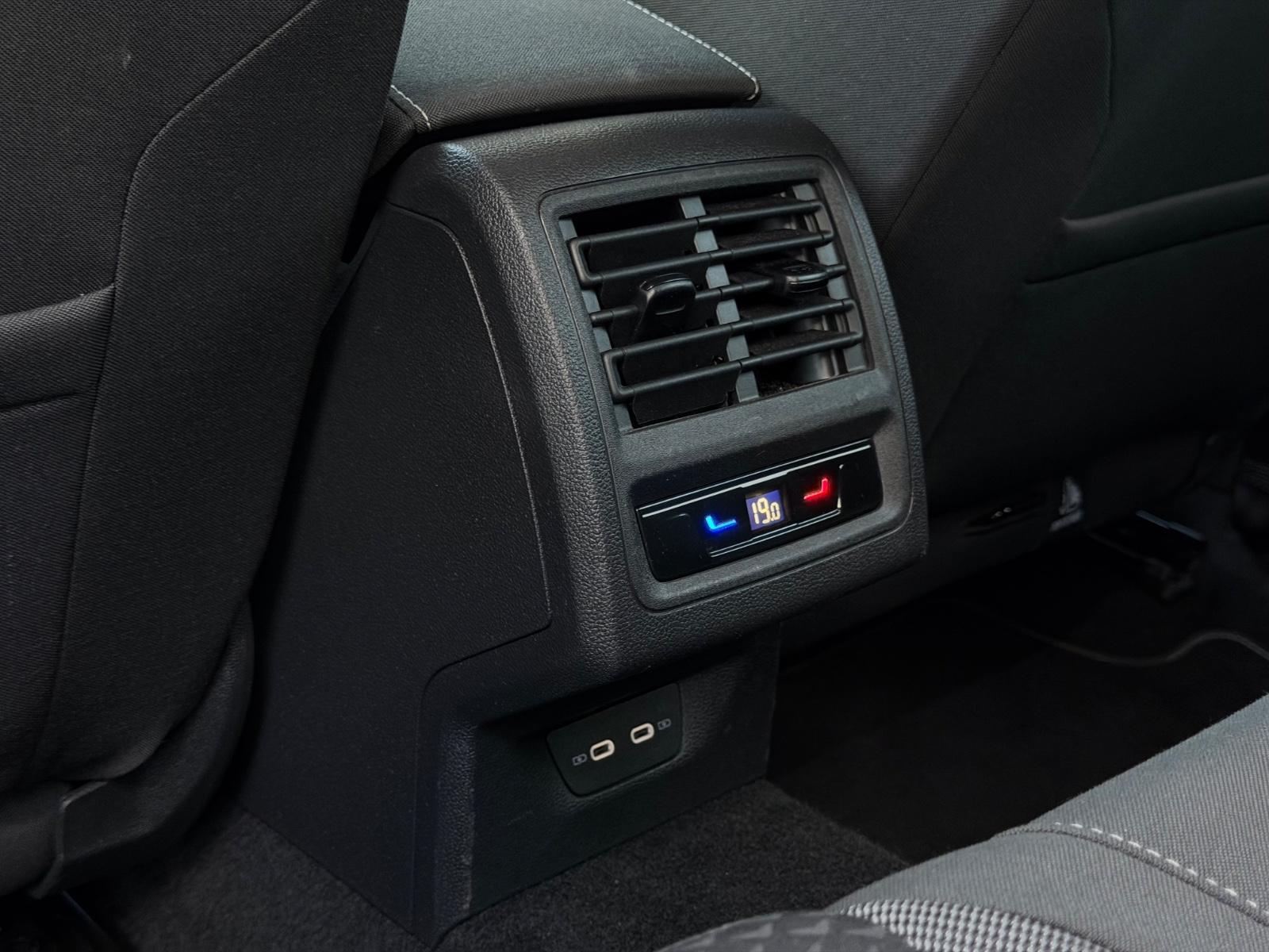 Volkswagen Golf VIII Lim. Active, миниатюра 25