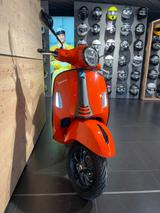 Vespa GTS 300 ABS/ASR Inkl.ARROW Auspuff/ TOP ANGEBOT - VESPA 300 GTS