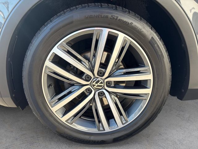 Tiguan 2.0 TDI DSG Urban Sport 4M LED+PANO+KAM+A