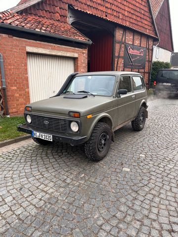 Lada Niva, Jagdauto