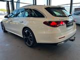 Mercedes-Benz E 220 d T AVANTGARDE ADVANCED PANO AHK WINTERP. - Mercedes-Benz E 220: Avantgarde