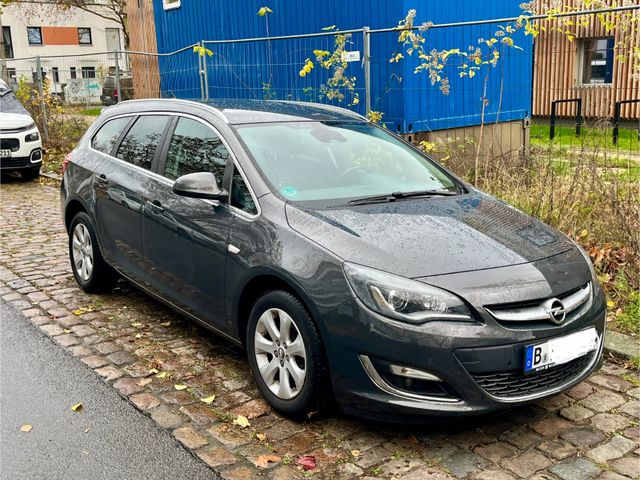 Opel Astra Sports Tourer 1.4 Turbo Exklusiv 103 A...