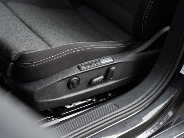 Passat Variant Business TDI DSG AHK ergoSitz