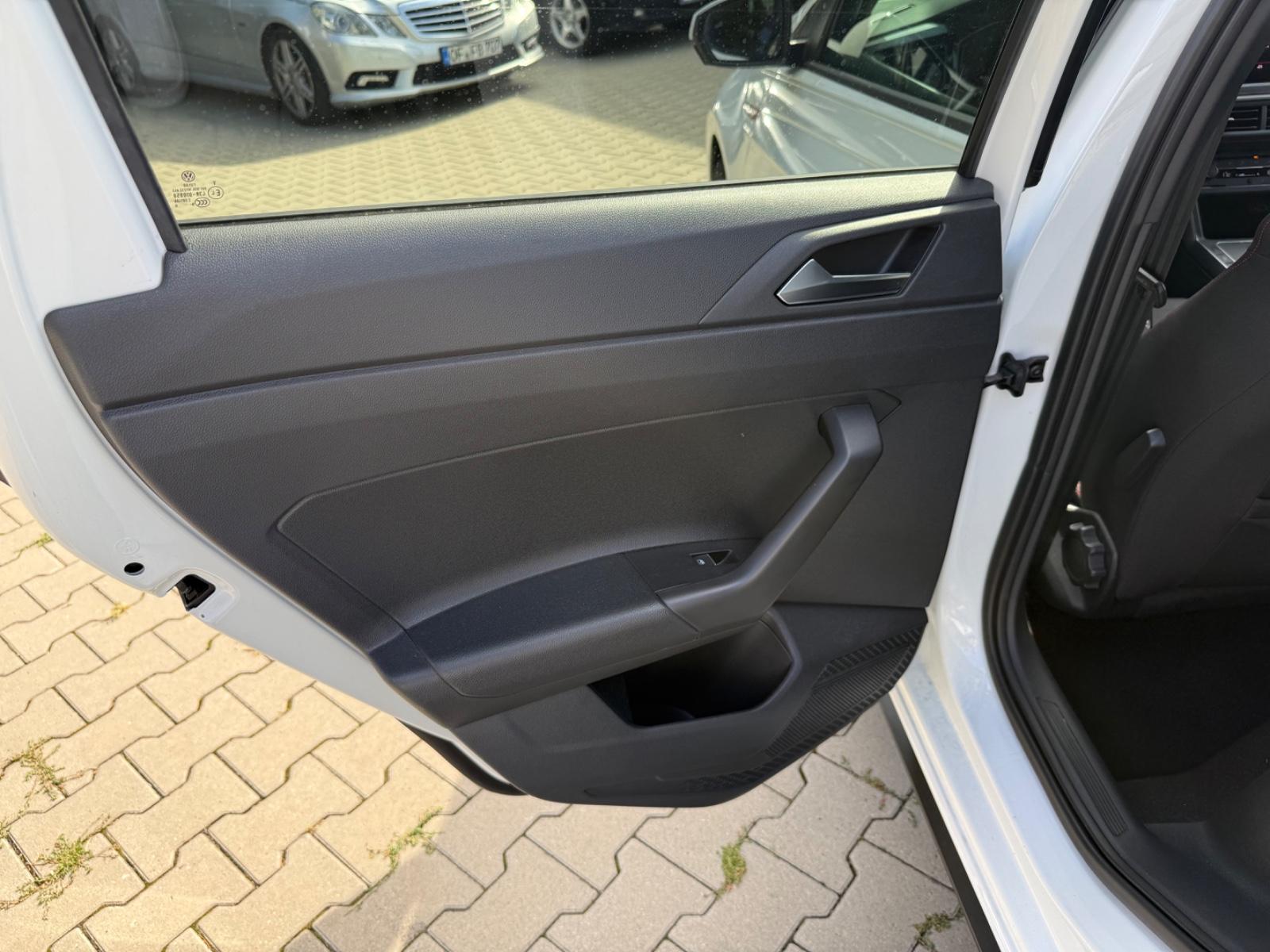 Volkswagen Polo 2.0 GTI DSG 37tkm Virtual Cockpit ACC LED, миниатюра 24