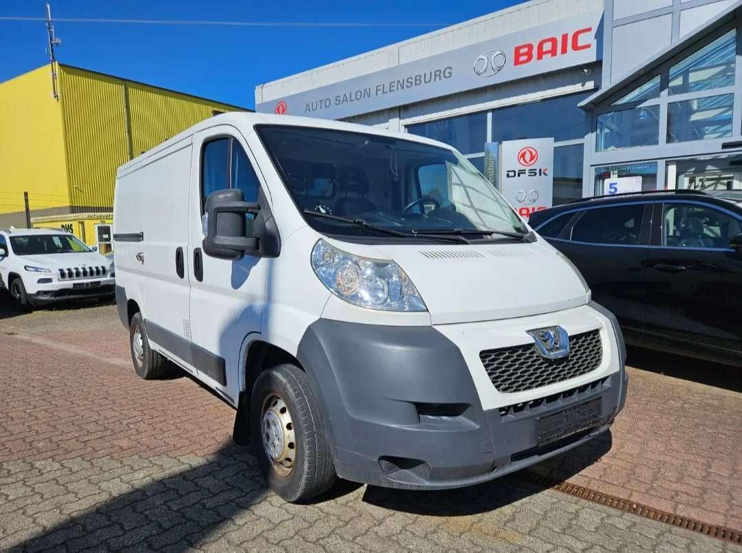 Peugeot Boxer HDi (330) TÜV Neu*Standheizung*AHK 2.500 K