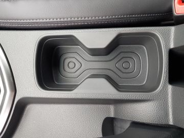 KGM Tivoli Nomad Plus 1.5 NaviLederLEDCarPlayDAB
