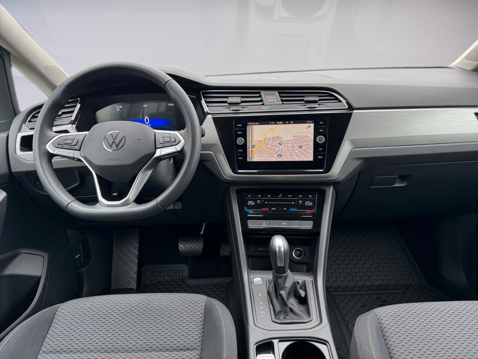 Fahrzeugabbildung Volkswagen Touran 1.5TSI Comfortline R-Line BMT/Start-Stopp