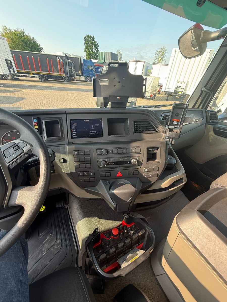 Fahrzeugabbildung MAN TGS 26.430 6x2 Palfinger PK 35.502  !!5600 km!!!