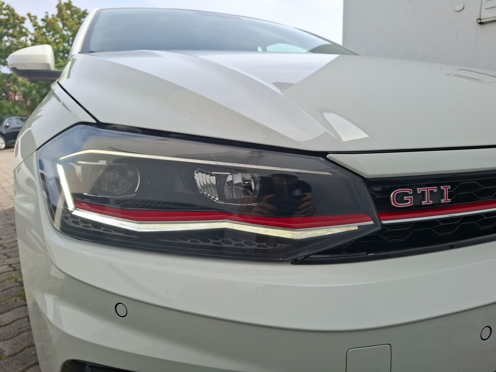 Fahrzeugabbildung Volkswagen Polo GTI DSG LED Navi AID ACC PDC SH