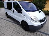 Opel Vivaro Transporter mit 2 Seitenschieb... - Opel: Transporter