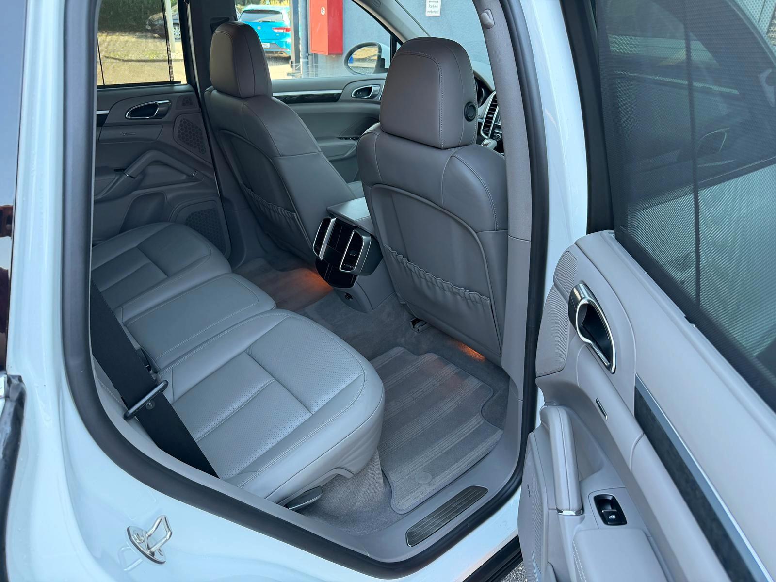 Porsche Cayenne S 4.8 V8 TÜV 09/27