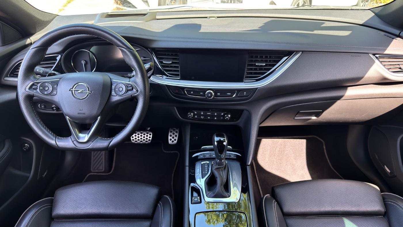 Opel Insignia ST GSi 2.0 inkl. Inspektonspaket BigDea