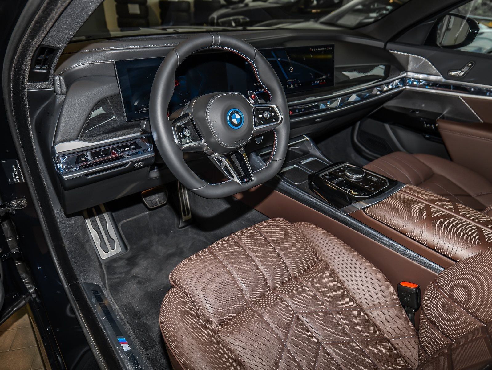 BMW M760 - Bild 17