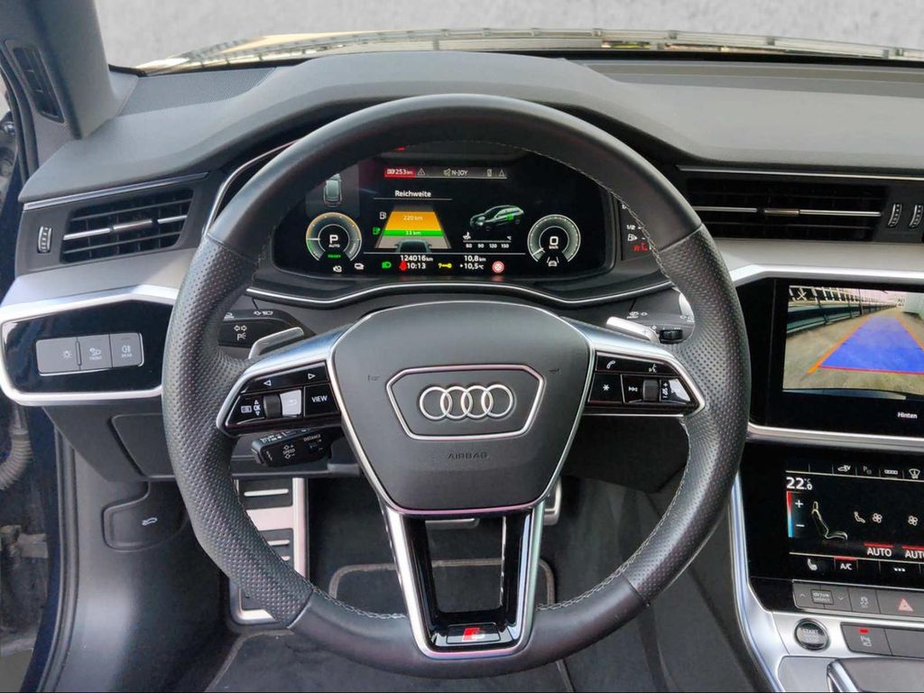 Audi A6 Avant TFSI e Sport 55 TFSIe quattro 270(367)