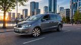 Volkswagen Sharan Sound|NAVI|XENON|SHZ|AUTOMATIK|AHK|KAMERA - Volkswagen Sharan mit Diesel-Antrieb: Kleinbus