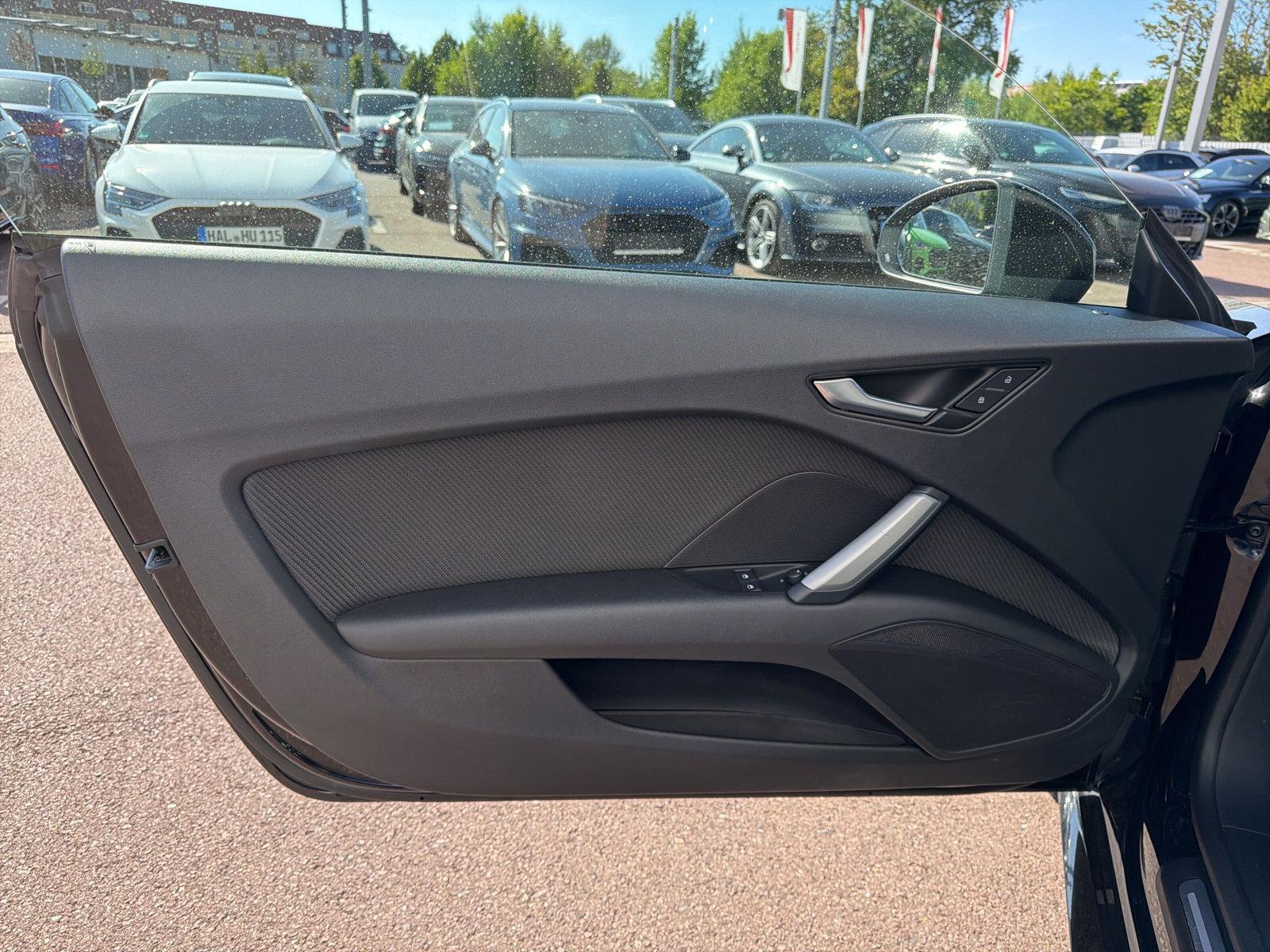 Audi TT Coupé 1.8 TFSI S line LED Navi