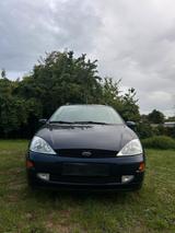 Ford Focus Turnier 2.0i | 1.Hand | Nur 77.... - Ford Focus aus 2000