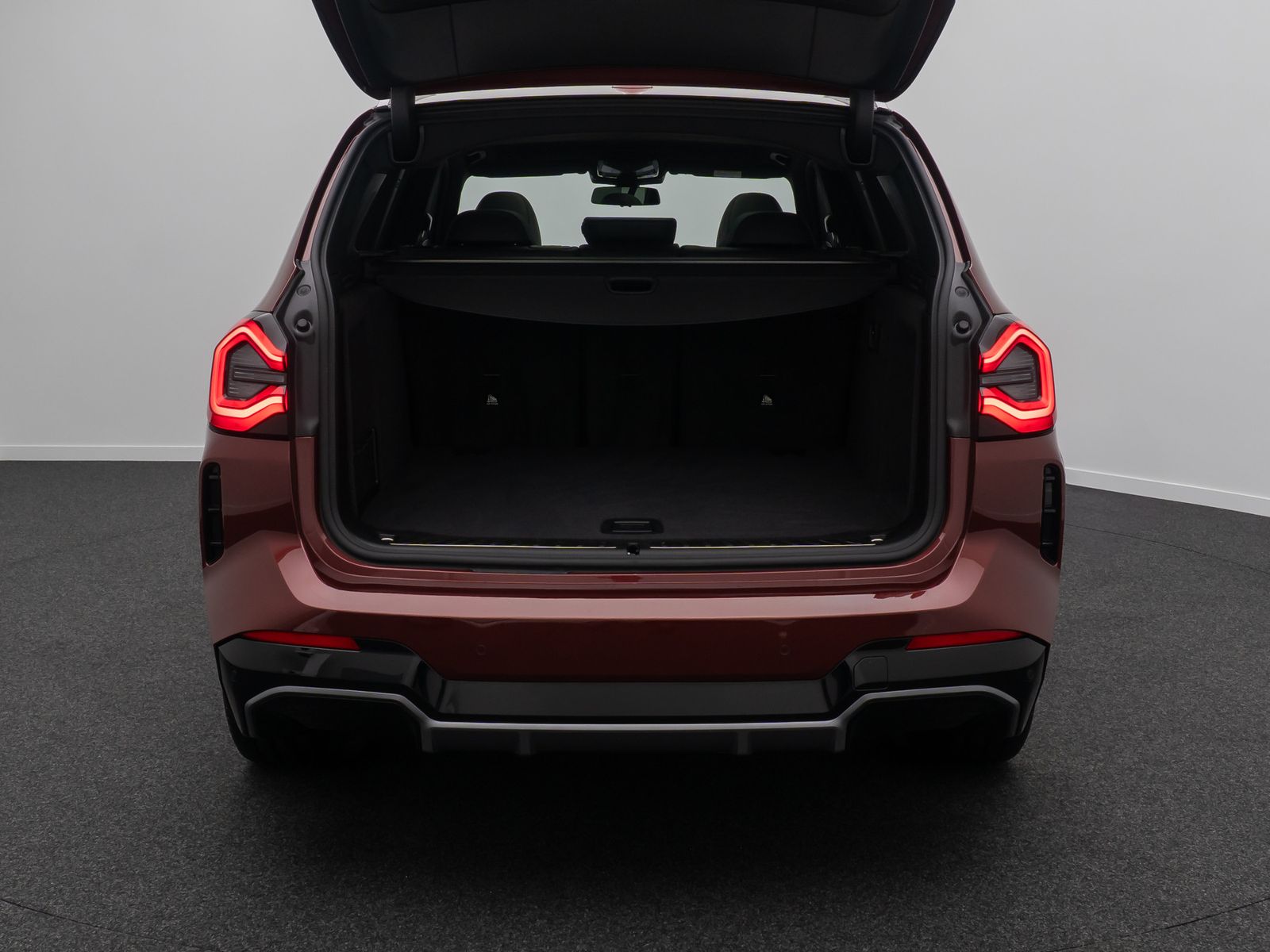 Fahrzeugabbildung BMW iX3 Impressive M Sport Panorama 360° HUD DAB H/K