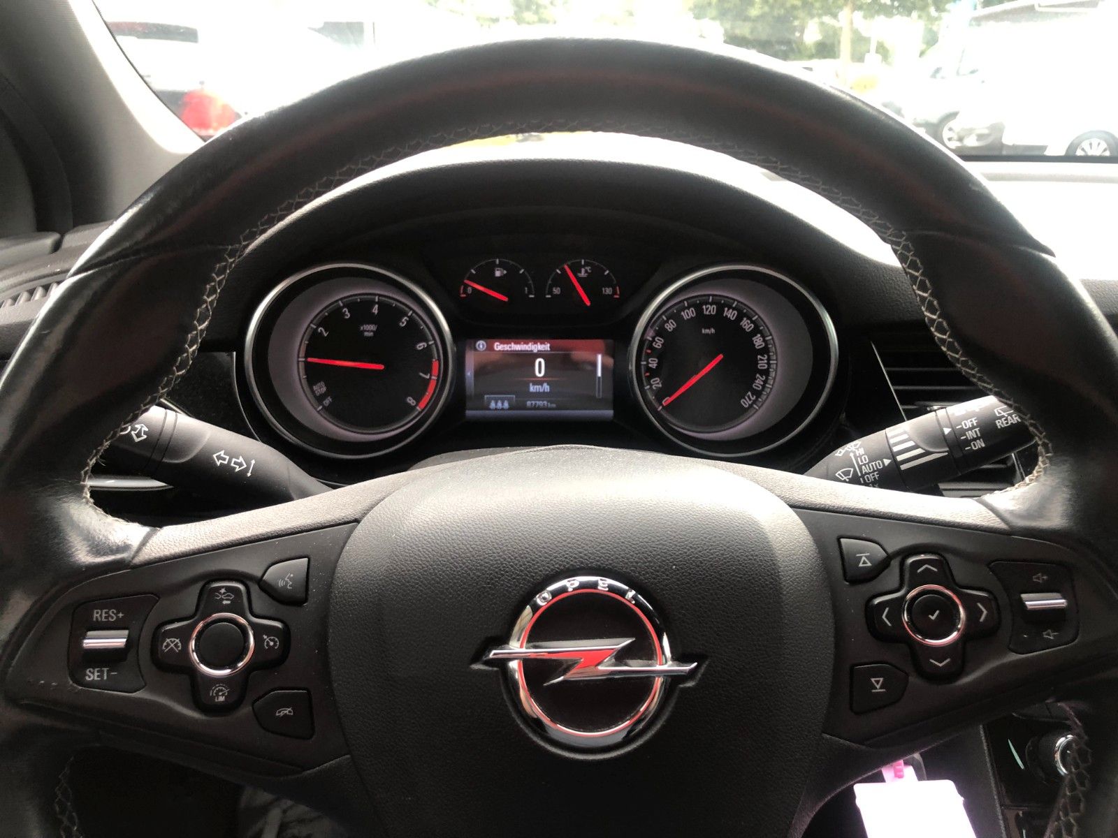 Fahrzeugabbildung Opel Astra K Lim. 5-trg. Dynamic Sonderpreis Lack