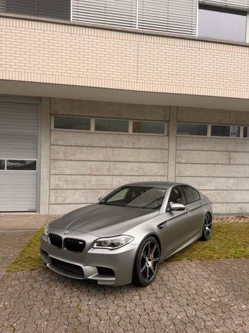 BMW M5 F10 Competition 30 Jahre Edition *3...