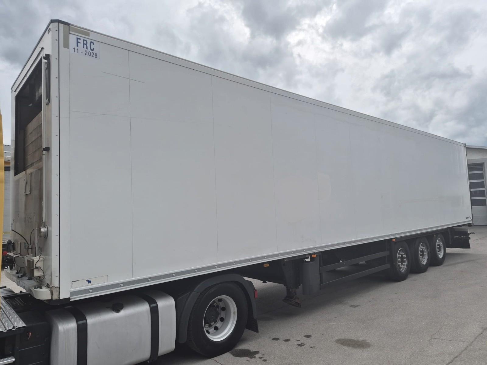 Schmitz Cargobull SKO 24