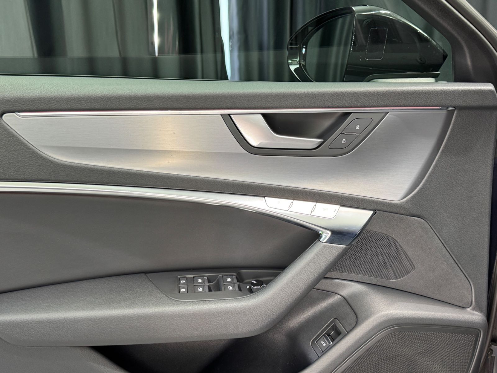 Fahrzeugabbildung Audi A6 Avant 50 TDI quattro 3xS-LINE|MATRIX|ACC|HEAD