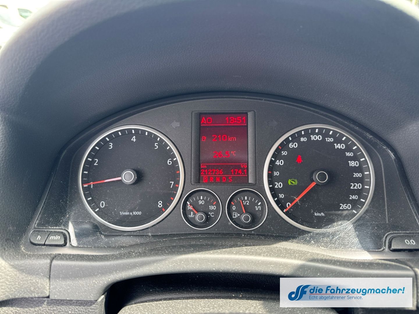 Fahrzeugabbildung Volkswagen Tiguan Sport & Style 4Motion El. Panodach *EXPO