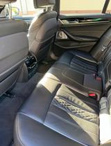 BMW M550i xDrive A - StHZ,BowersWilkins,Massage - BMW M550: Limousine